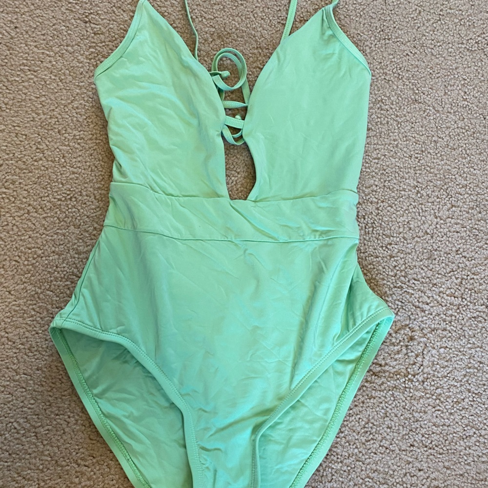 Swim suit